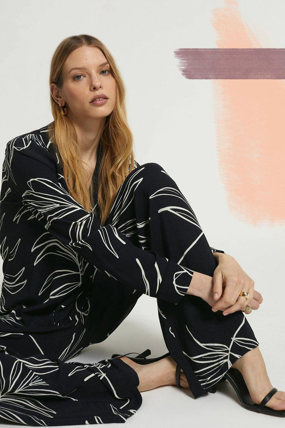 Korean Leaves Noir | Relaxed Co-ord Set